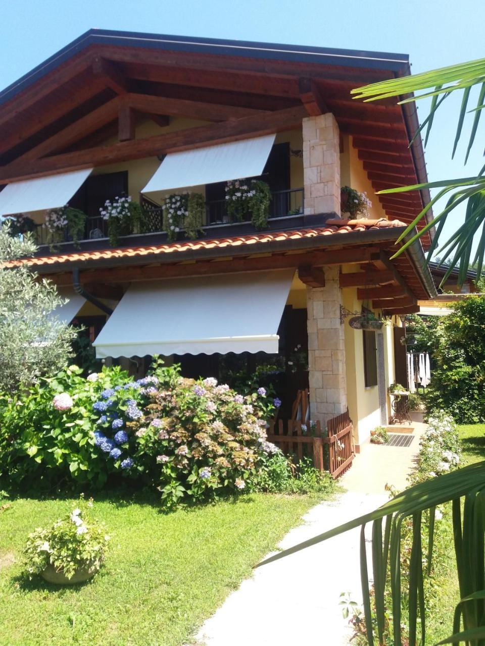 B&B Silvana Travedona Екстериор снимка